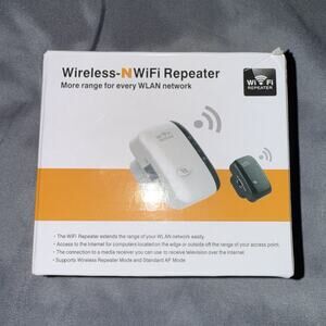 Wireless-N WiFi Repeater 300Mbps 2.4GHz Range Extender w/ RJ-45 1 LAN White